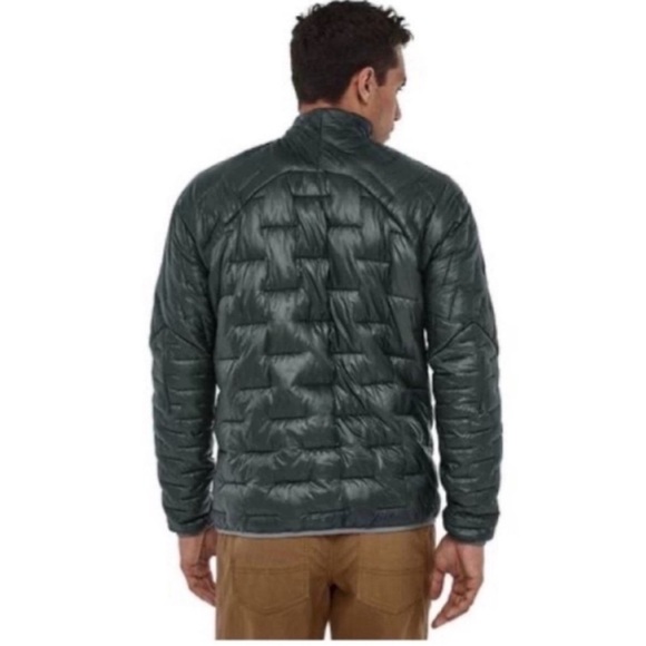 Patagonia Men's Micro Puff Jacket Micro Green Large
Like New - Picture 12 of 13
